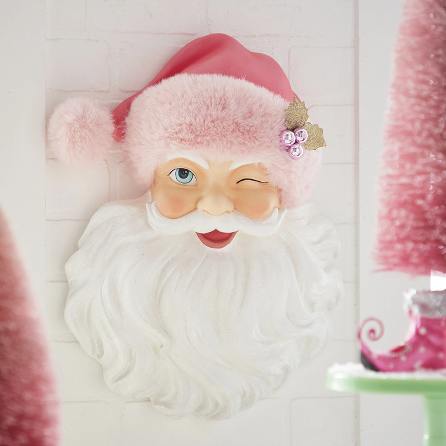 Raz 17" Santa Face With Pink Hat Christmas Wall Decoration 4210233 1 Raz 17" Santa Face With Pink Hat Christmas Wall Decoration 4210233