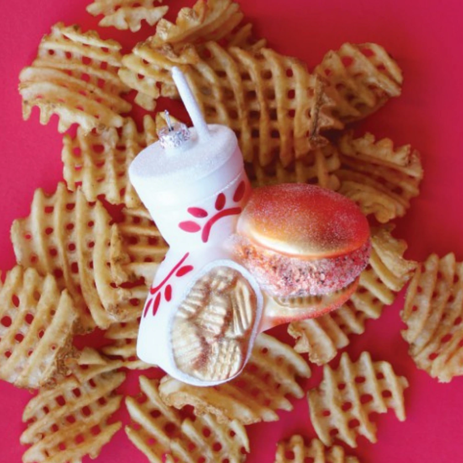 Cody Foster 5" Fast Food Chicken Sandwich Glass Christmas Ornament GO-8337 1 Cody Foster 5" Fast Food Chicken Sandwich Glass Christmas Ornament GO-8337