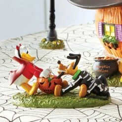 Department 56 Disney's Halloween Pumpkintown Village Donald And Pluto's Tussle 6007729