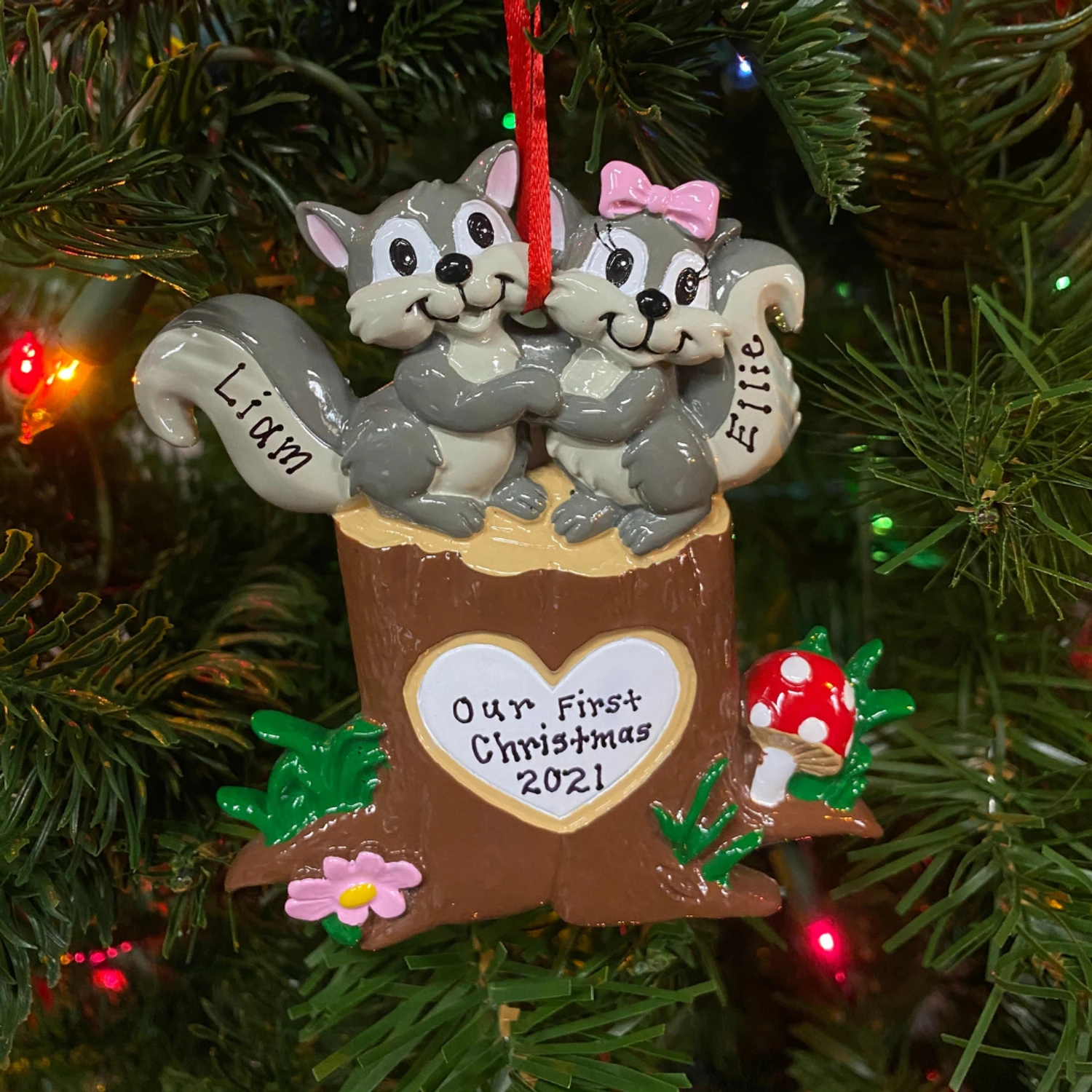 Squirrel Couple On Tree Trunk With Heart Personalized Christmas Ornament OR1890-SQ 2 Squirrel Couple On Tree Trunk With Heart Personalized Christmas Ornament OR1890-SQ - Image 2